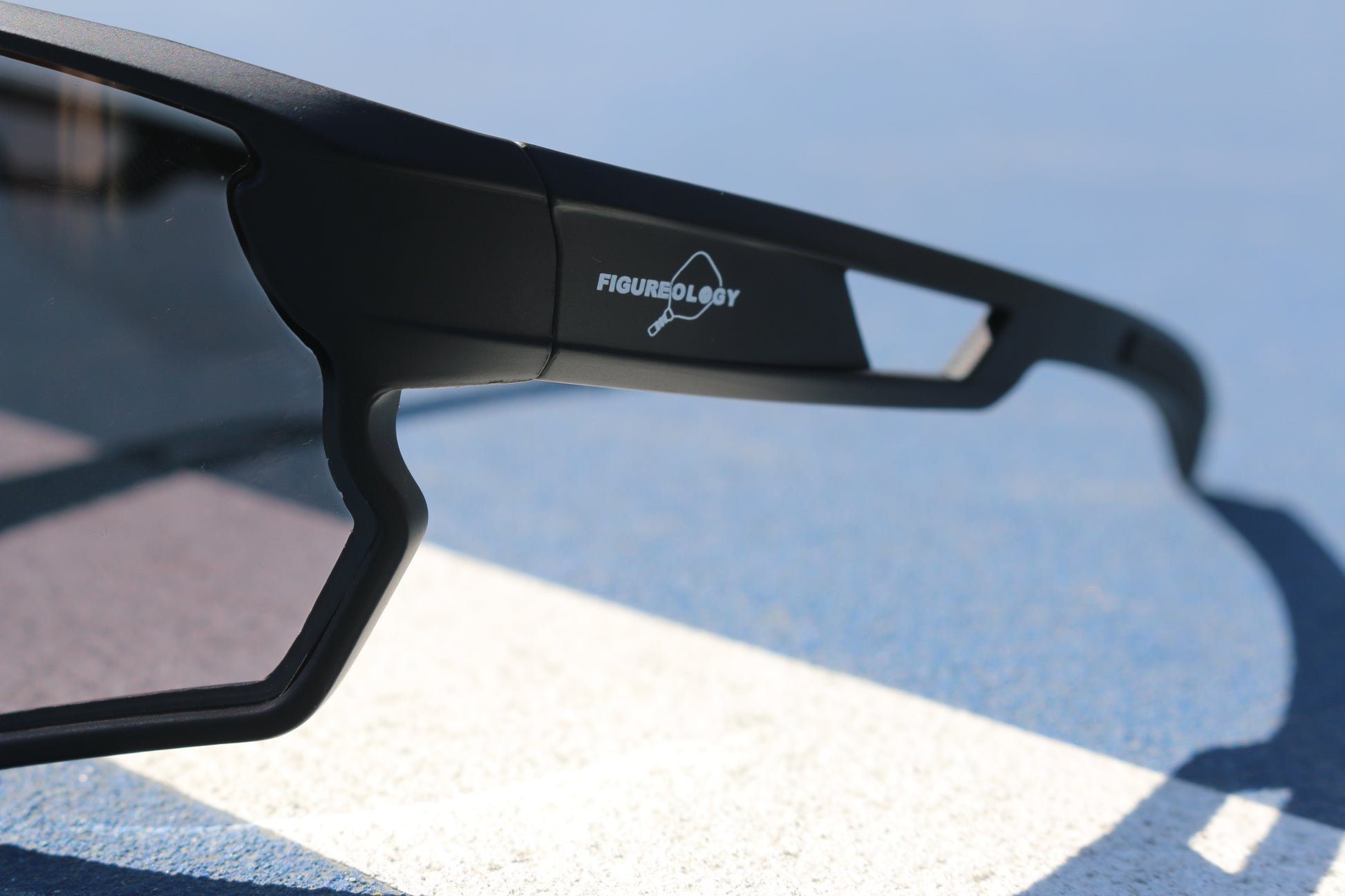 Figureology Pickleball Protective Eyewear with Photochromic Lens